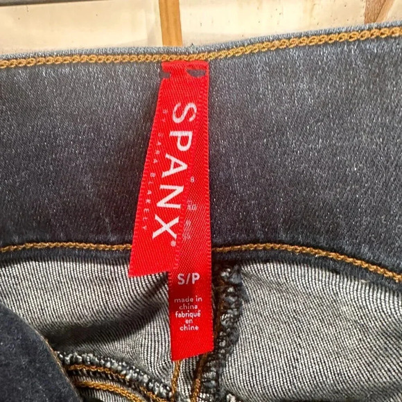 Spanx Jeans Cropped Kick Flare Denim Jegging - Picture 4 of 8